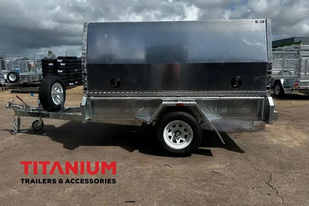 Tradesman Trailer Side view